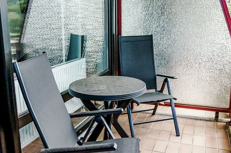 Überdachter Balkon der Kranichblick Suite