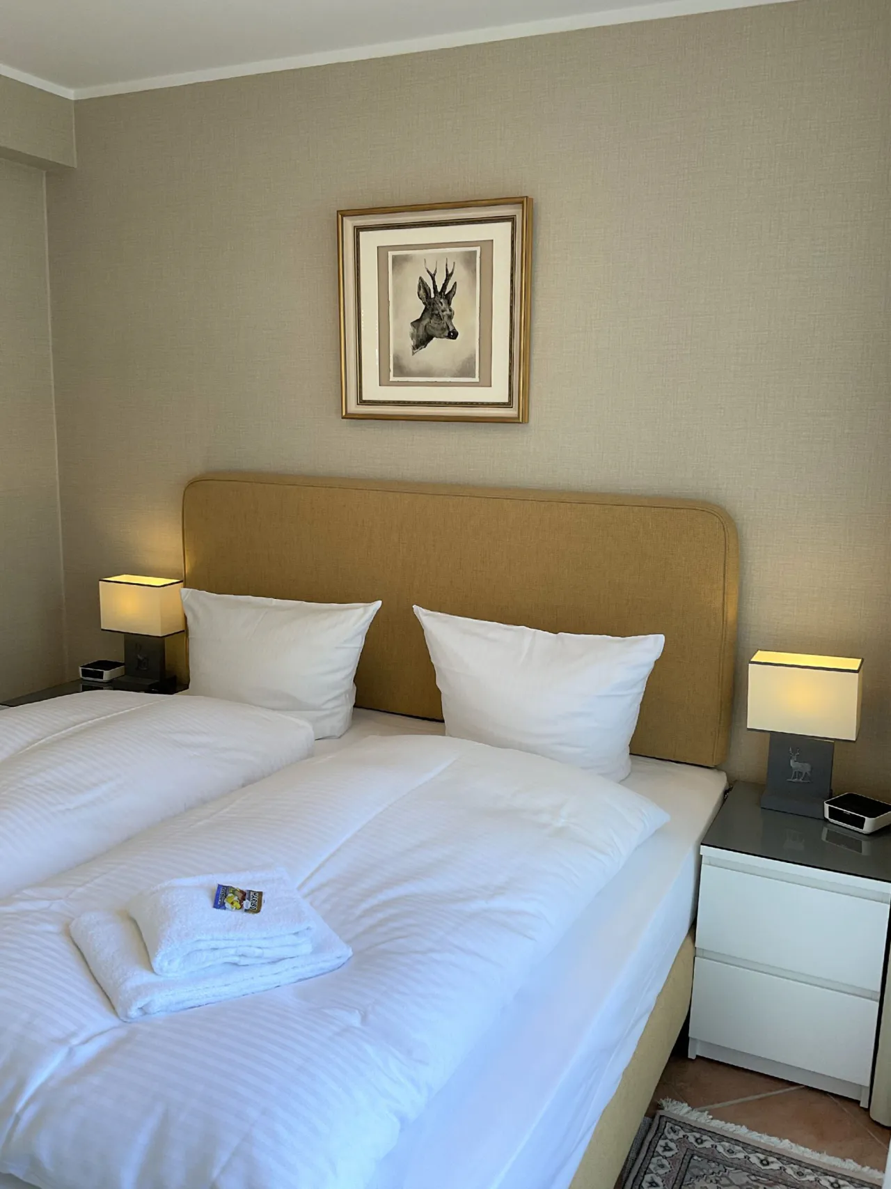Schlafzimmer mit Doppelbett – Bocksberg Blick Haus 1 Hirschzeit in Hahnenklee