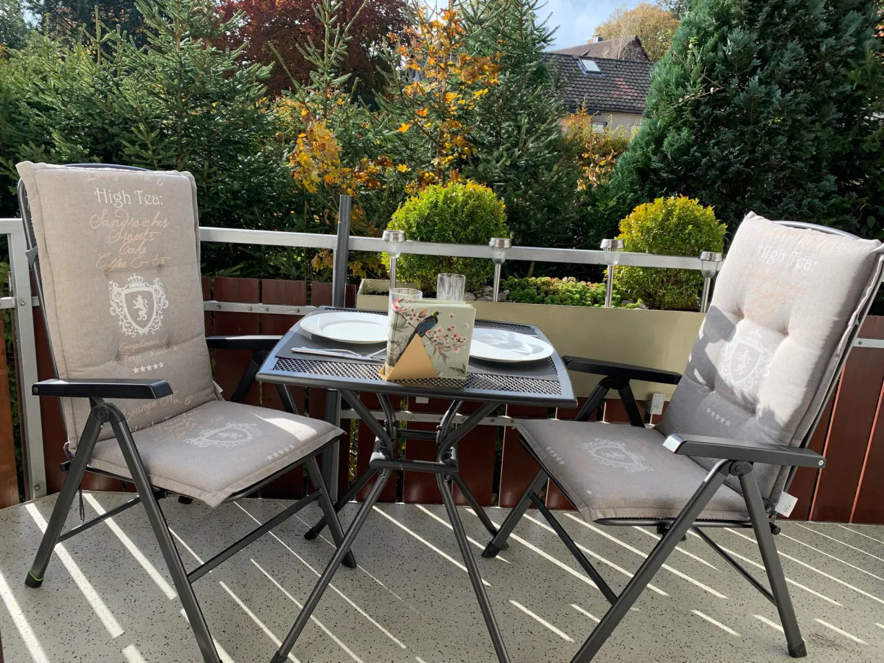 Balkon mit gedecktem Tisch – Bocksberg Blick Haus 1 Kaminzeit in Hahnenklee