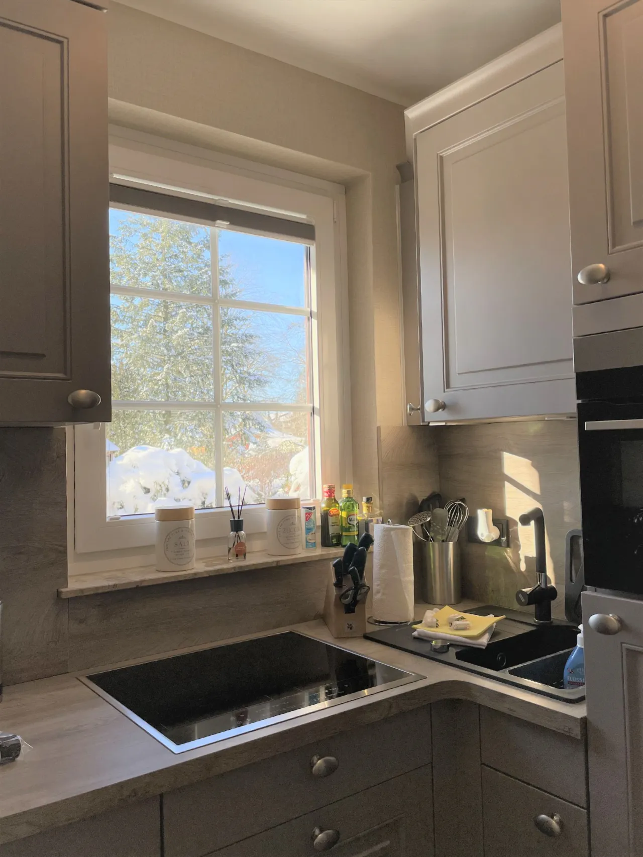 Küche mit Winterblick – Bocksberg Blick Haus 1 Kaminzeit in Hahnenklee