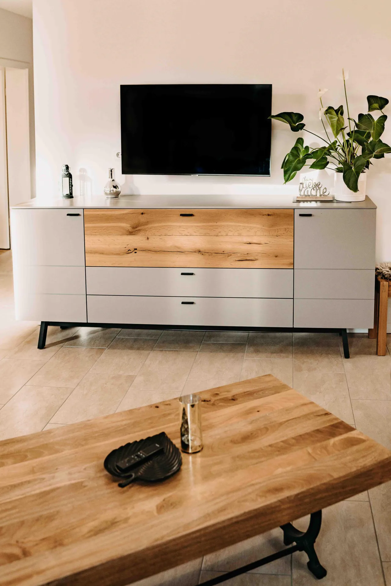 Fernsehbereich mit Sideboard – Sonneneck 1 in Hahnenklee