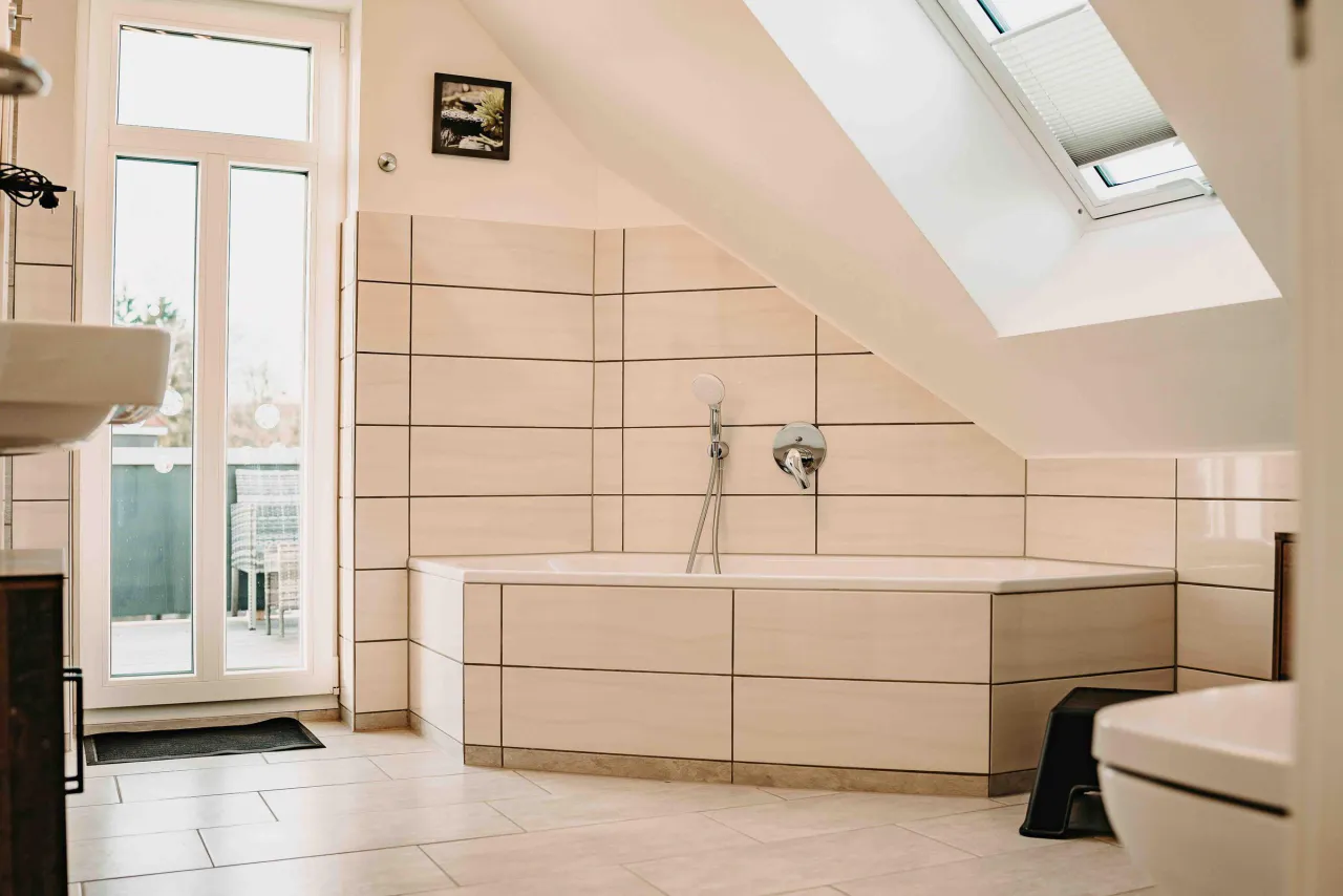 Badezimmer mit Badewanne – Sonneneck 2 in Hahnenklee